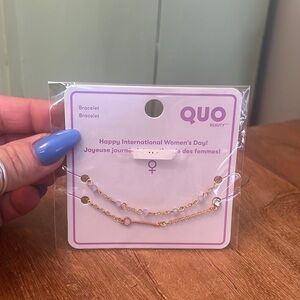 Quo Beauty • Gold Toned • Bracelet
